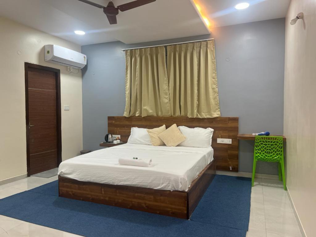 Beach Town Hotel Visákhapatnam Kültér fotó