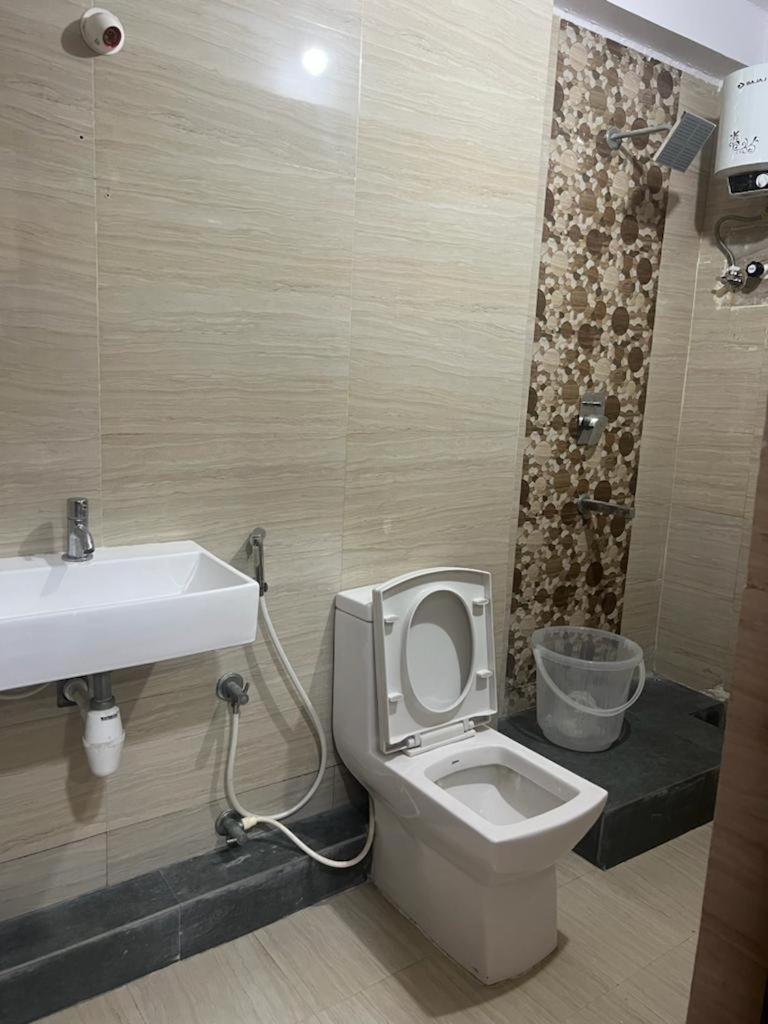 Beach Town Hotel Visákhapatnam Kültér fotó
