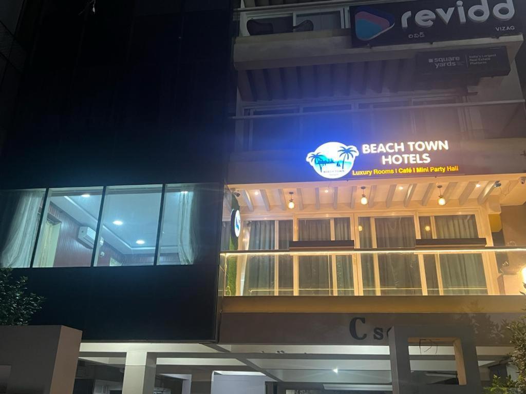 Beach Town Hotel Visákhapatnam Kültér fotó